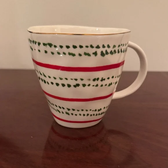 Lenox Holiday Mug Set - Red, Green, and White - set of four (4) mugs - Picture 4 of 8